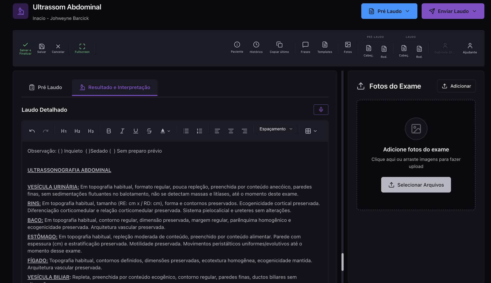 Profissional escrevendo laudo em notebook